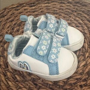 Kids Bluey floral shoes